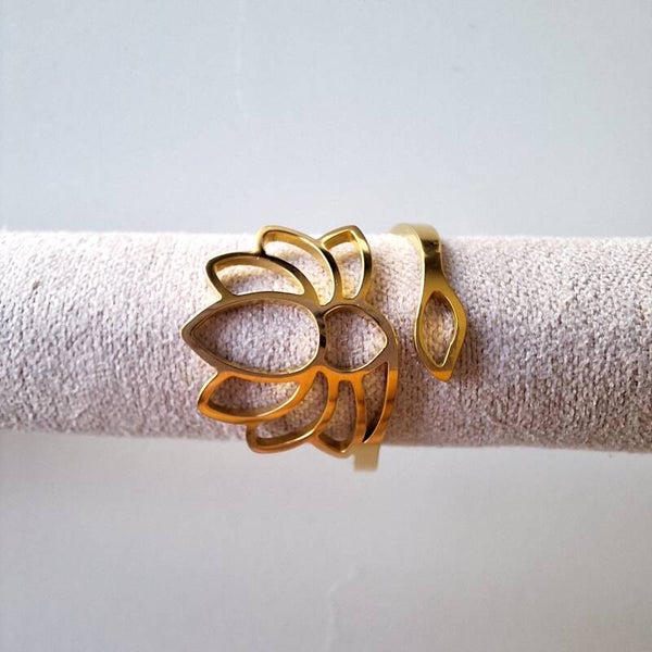 White Lotus Ring