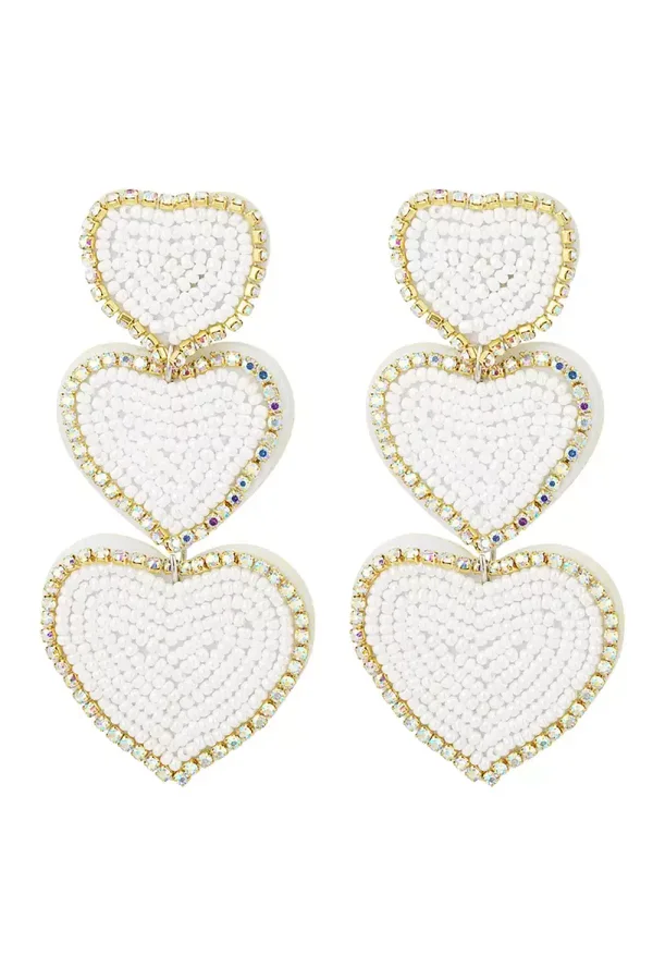 White earrings big hearts