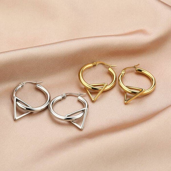 Triangle Hoops