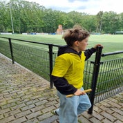 1000019613-standard.jpg