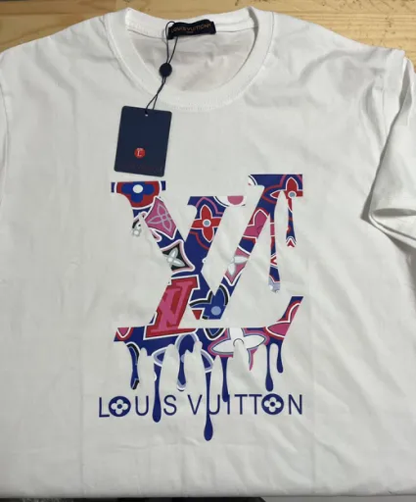 White lv tee v7