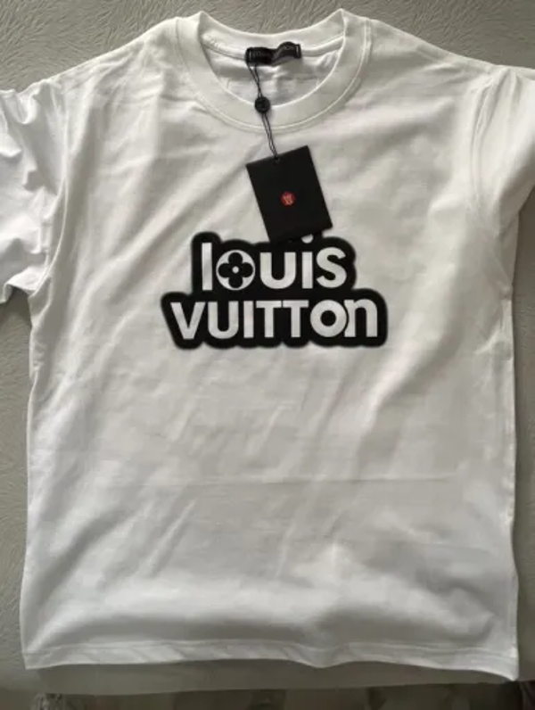 white lv tee v8