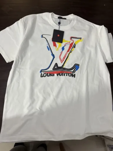 White lv tee v9