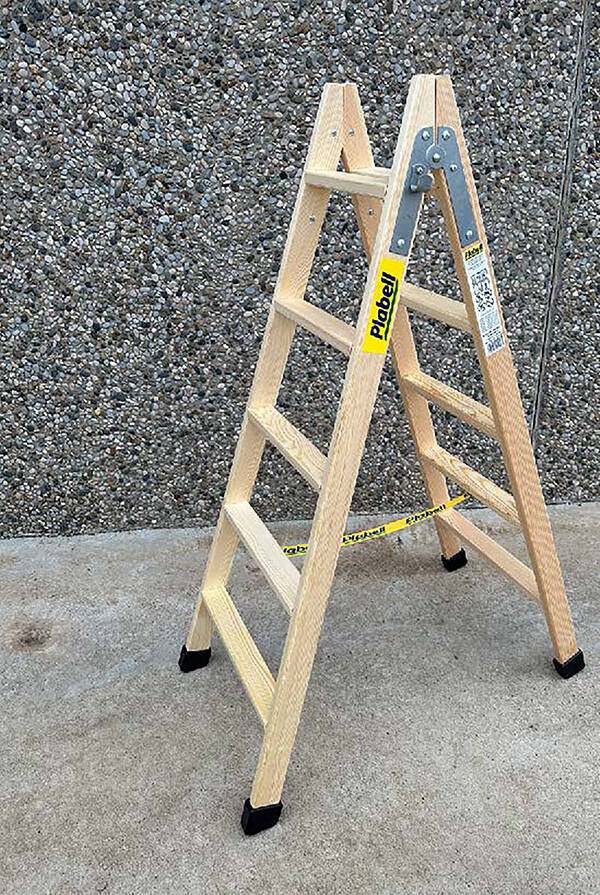 ESCALERA MADERA PLANO 4 PELDAÑOS PLABELL 1,15 M BLD04P-60