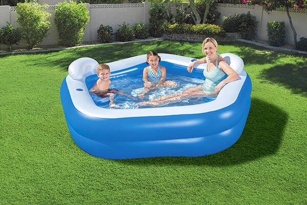 PISCINA INFL FAMILIAR BESTWAY 213X207X69 54153