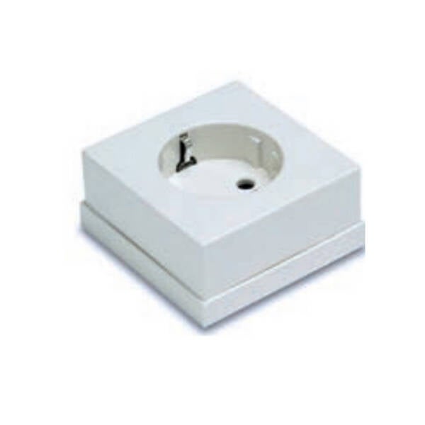 BASE SUPERFICIE TT LATERAL FAMATEL 16 A 5023 B