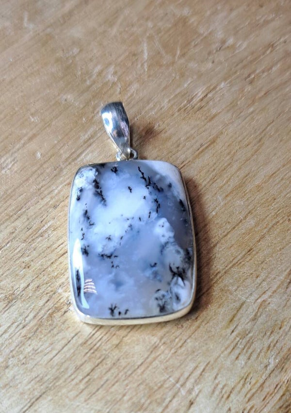 Pendentif Merlinite