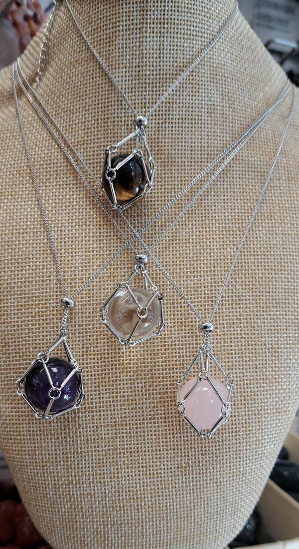 Pendentif cage en acier