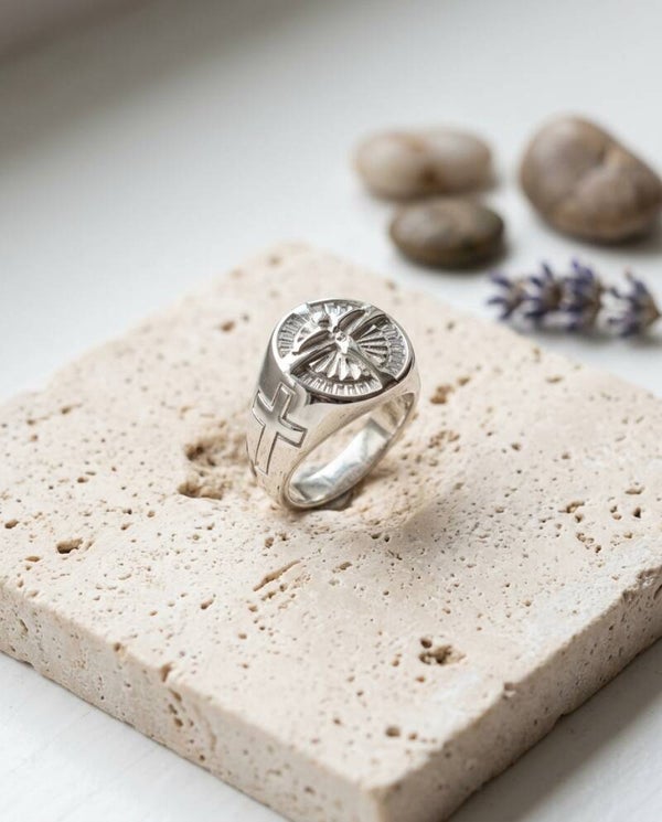 Bague croix de Jesus T64