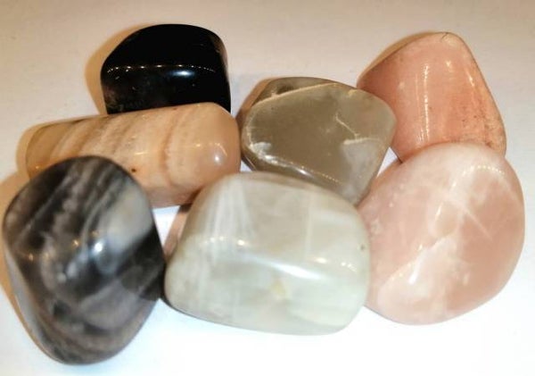 PIERRE DE LUNE pierre roulée