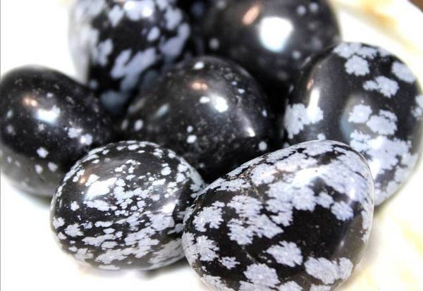 OBSIDIENNE NEIGE Pierre roulée