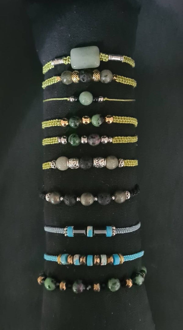 Bracelet en micromacramé et pierre gemme