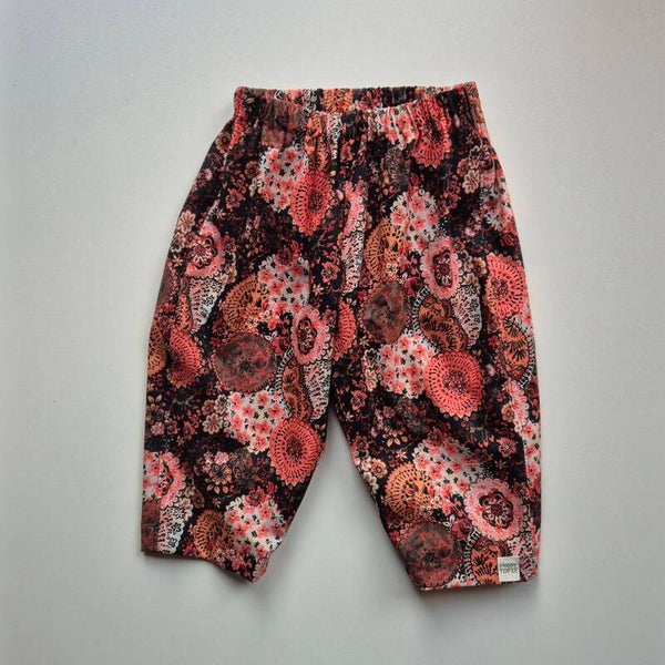 Happy Tofie Barrel Flowers