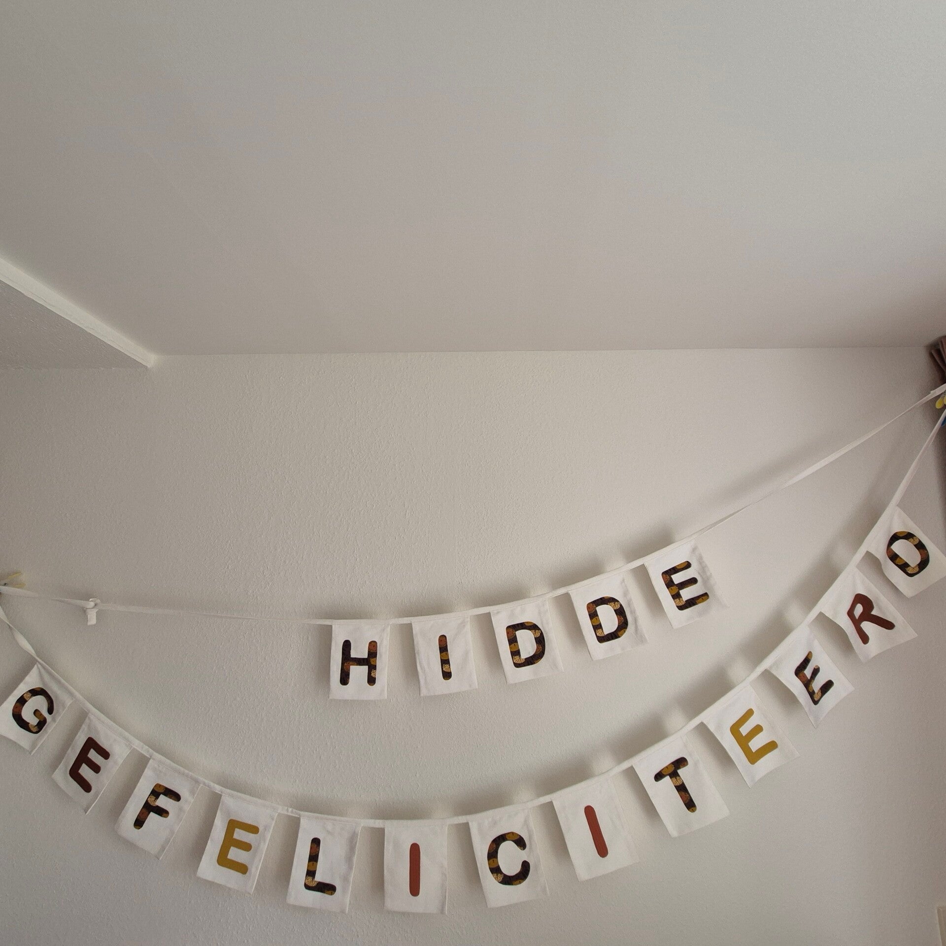 Verjaardagsslinger Happy Tofie