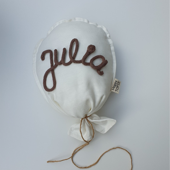 Punniknaam op ballon van Happy Tofie "naar keuze".