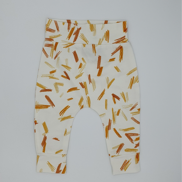 Broekje met veeg strepen, tricot