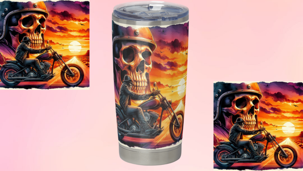 Biker im Sonnenuntergang