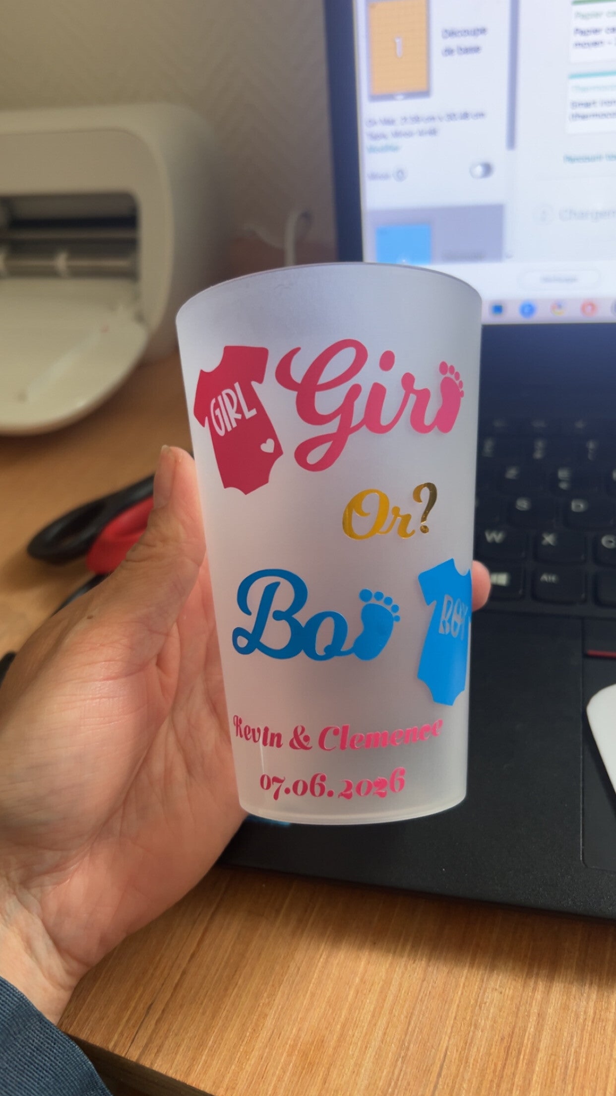 Gobelet vinyle cricut