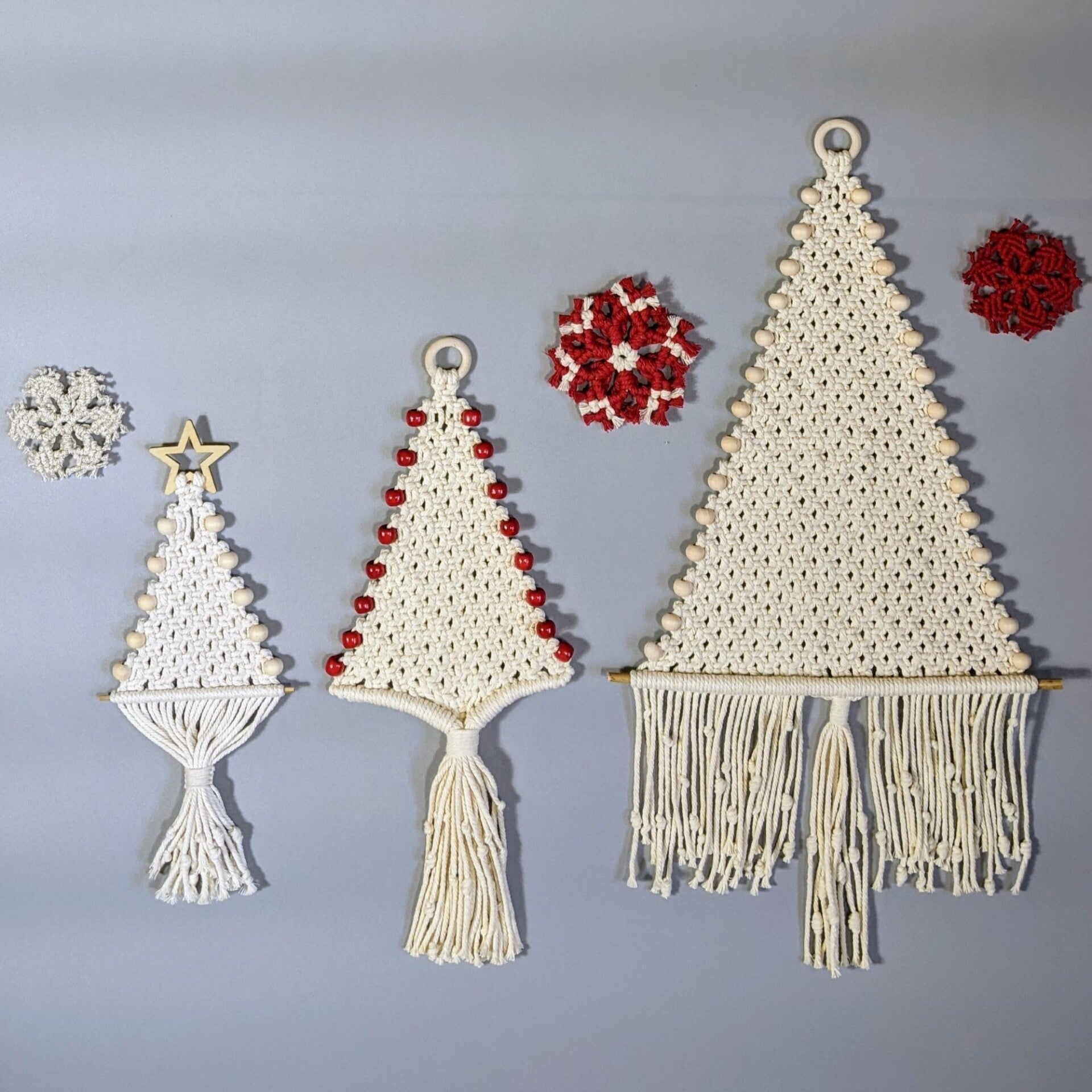 Makramee Weihnachtsbaum - Boho Wandbehang in 3 Größen – Winterdeko „Eve“