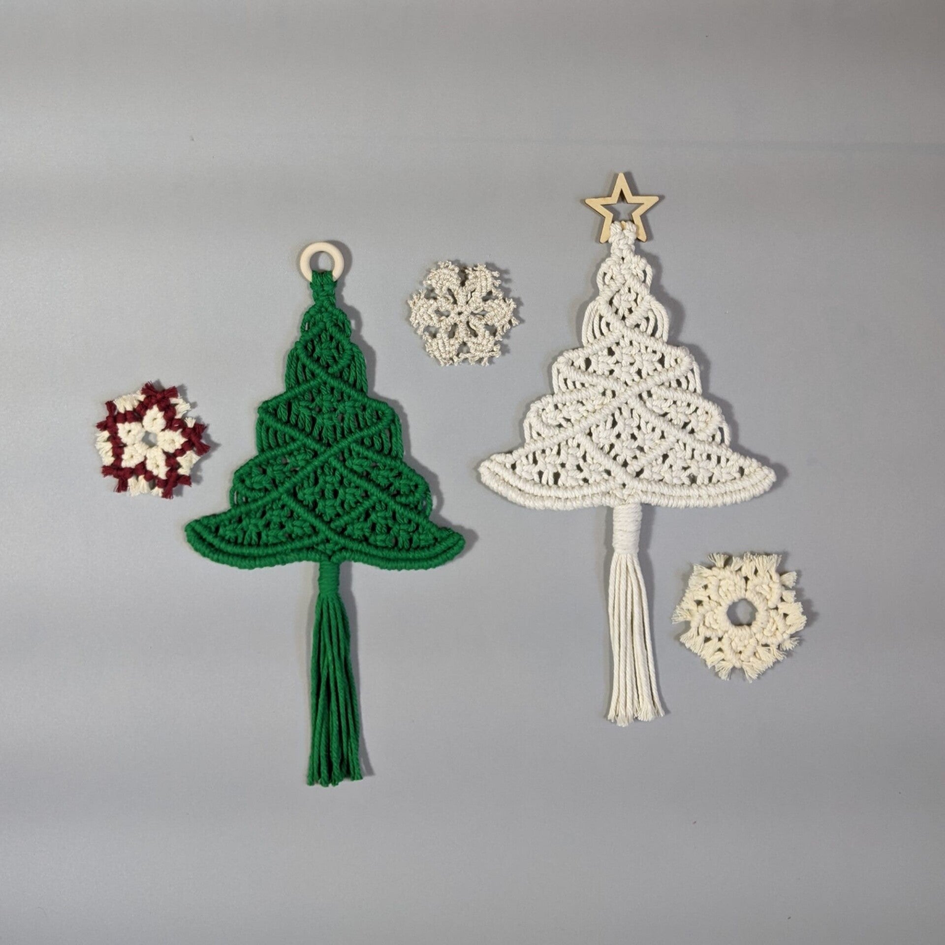 Makramee Weihnachtsbaum – Tannenbaum in Wunschfarbe „Lucia“
