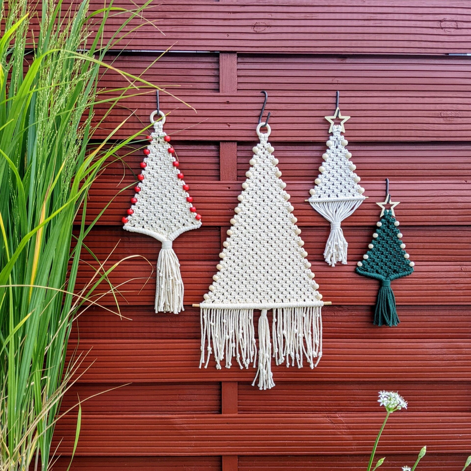 Makramee Weihnachtsbaum - Boho Wandbehang in 3 Größen – Winterdeko „Eve“