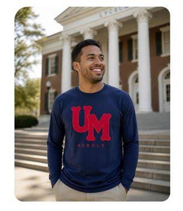 Navy Blue Unisex UM Rebels tee shirt - size LARGE
