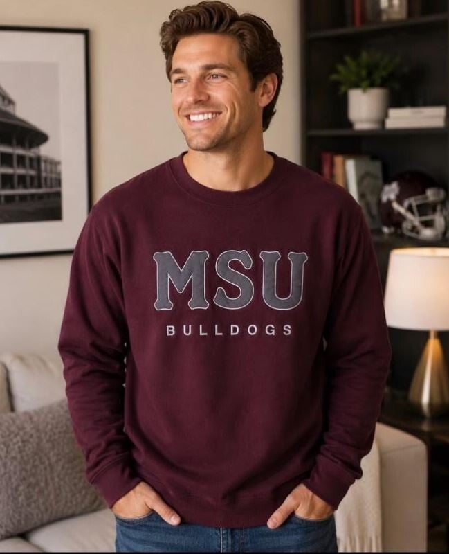 Maroon Unisex MSU Bulldogs Sweatshirt - size LARGE