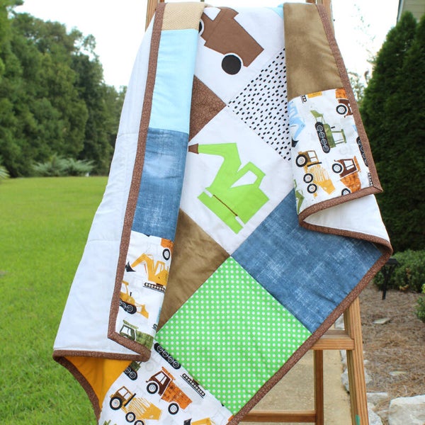 Crib Quilt: Construction Crew - 32" x 40"