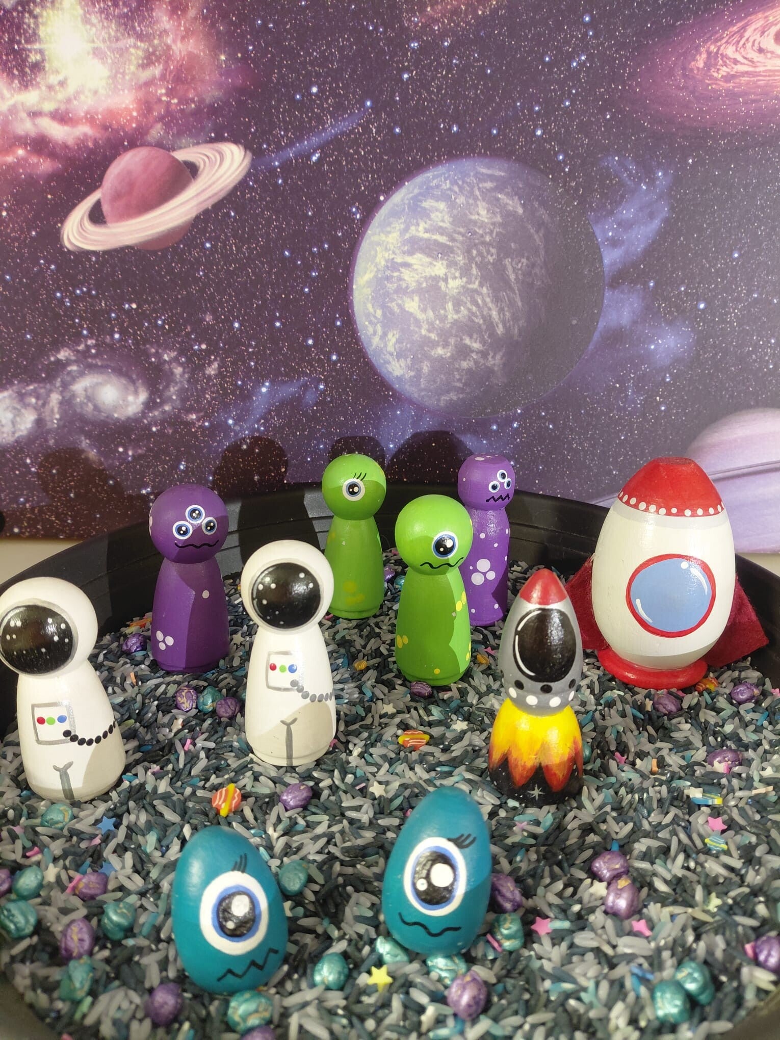 Aliens, astronauten en 2 rakketen
