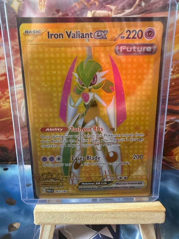 Iron Valiant ex Gold Hyper Rare #261/182 from Pokémon Scarlet & Violet Paradox Rift.