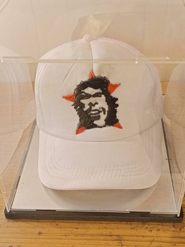 Casquettes personnalisées baseball grillagées petite broderie