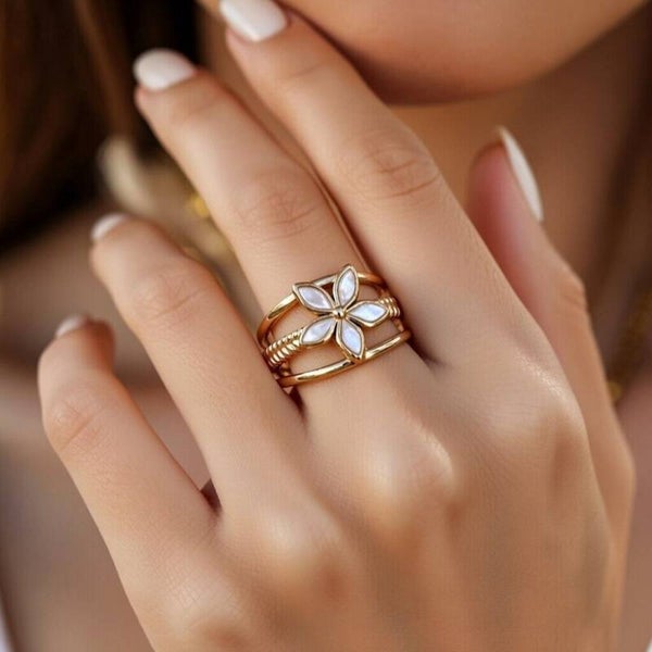 Anillo Flor de Luz -acero quirúrgico