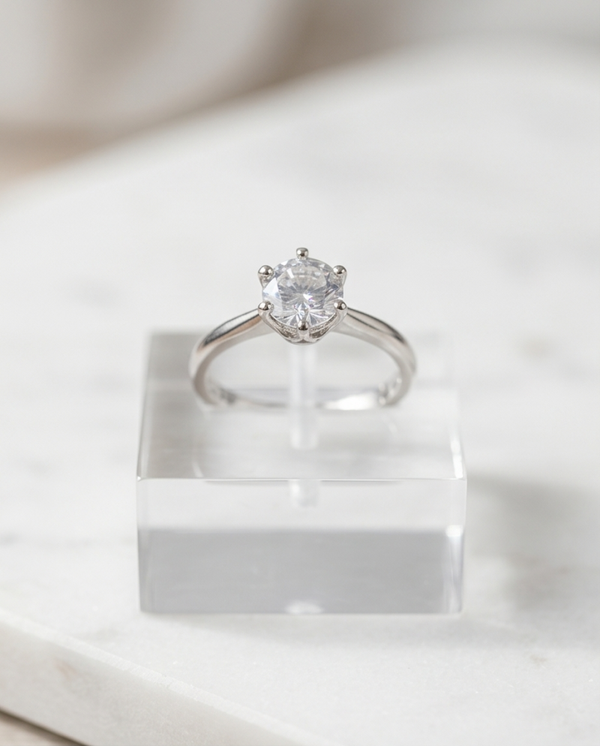 Anillo Ajustable Shine – Brillo clásico en un diseño adaptable