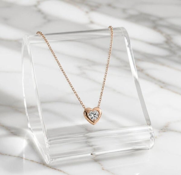 Collar Corazón Brillante de la Suerte y Cadena Forzada – acero Oro 18k Alta Calidad