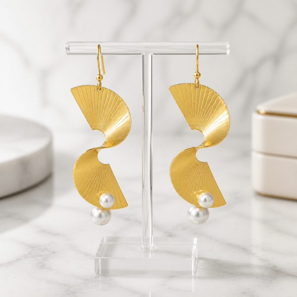 Pendientes Colgantes Abanico y Perlas- chapado en oro 18klt