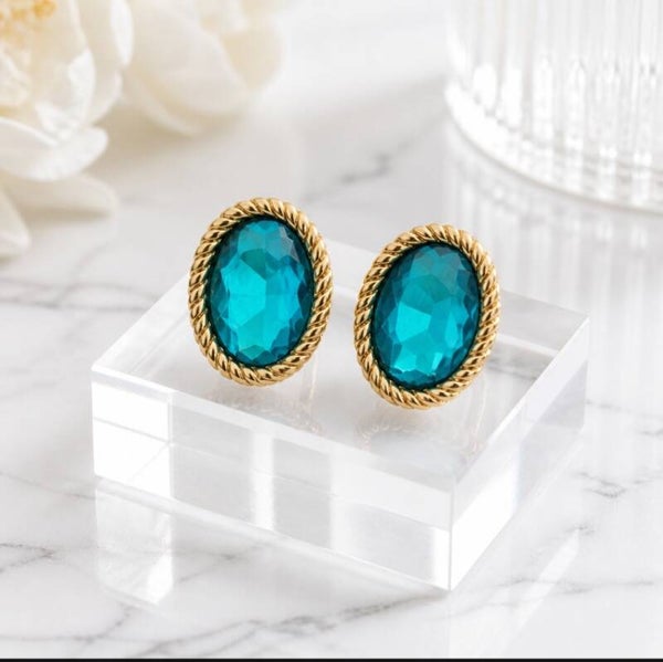 Pendientes Ovalados Vintage Azul Turquesa en Acero Quirúrgico y Oro 18k