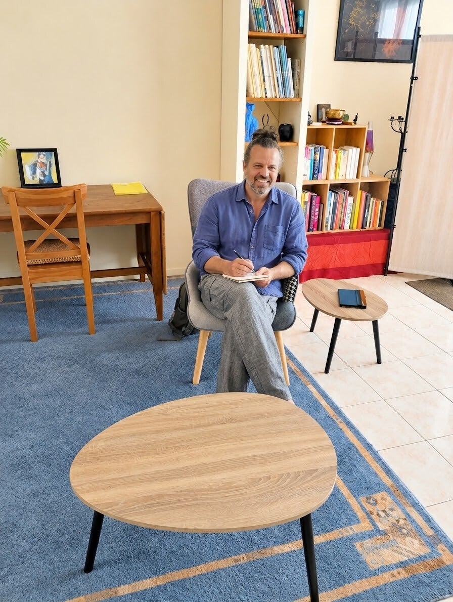 Photo de mise en situation de Mathieu FORT, psychopraticien à Chaville