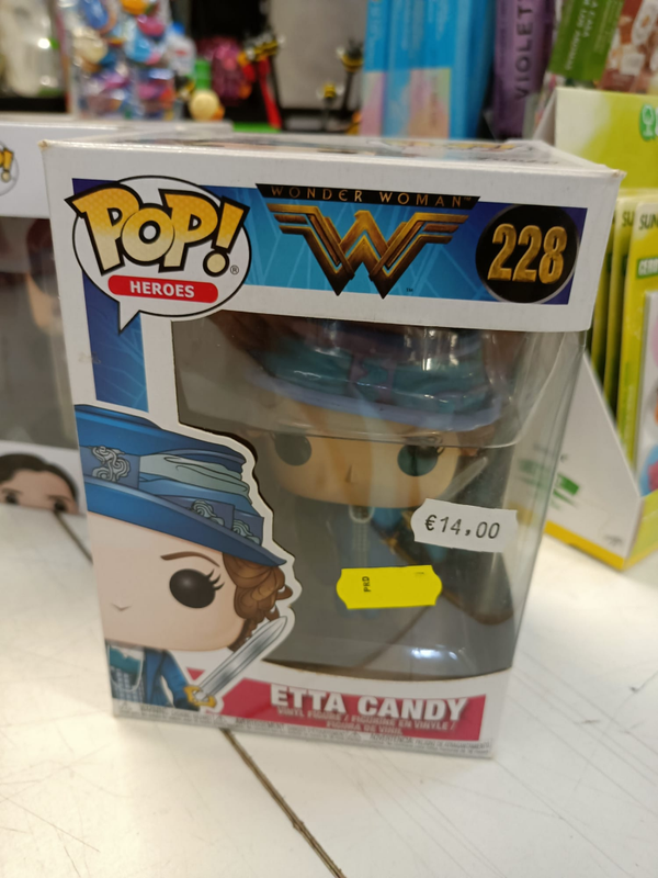 Funko pop Wonder Woman 228 Etta Candy