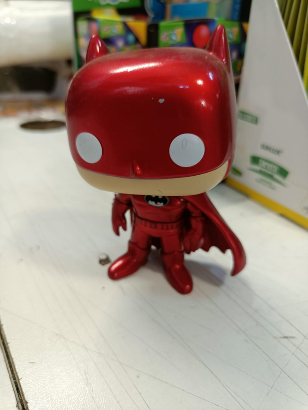 Batman 144 red only at 80 years Funko Pop Sensa Scatola