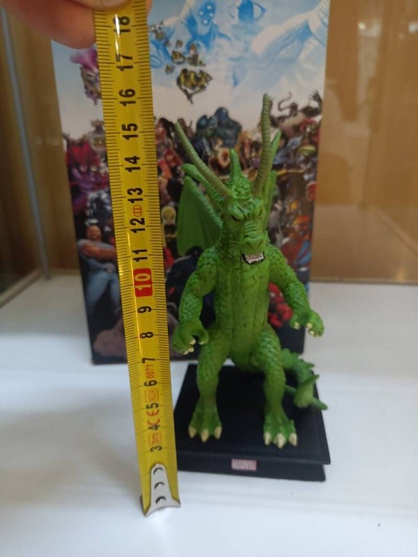 Action Figures Marvel Fin Fang Foom
