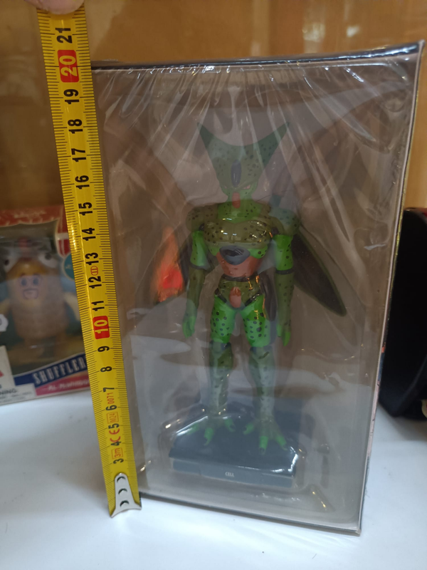 Action Figures Dragon Ball Z Cell 1° Forma