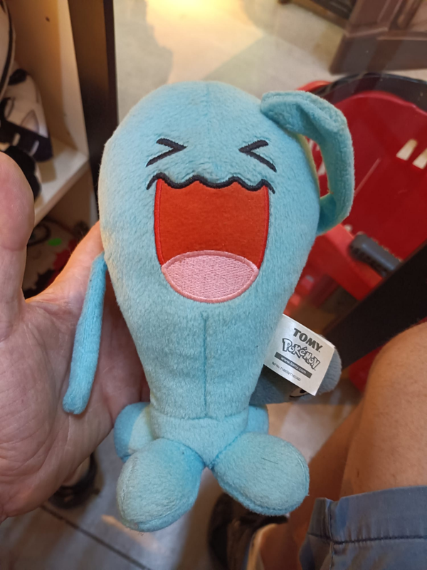 Peluche Pokémon Wobbuffet Team Roket