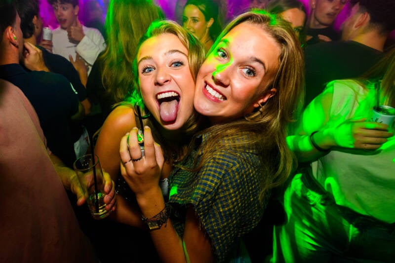 de-vaste-clique-bs-13-standard-w3ogcc.jpg