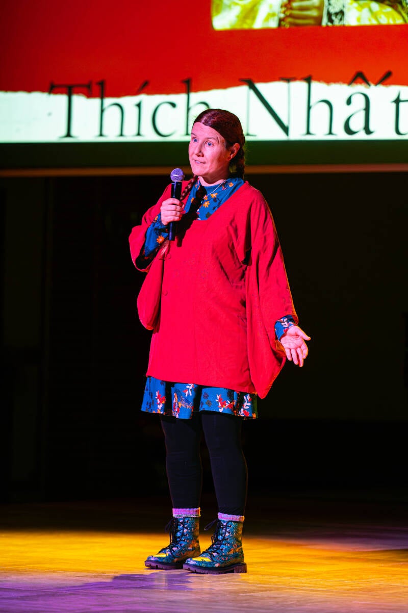 pechakucha_brittanyschaap_2112025-629-standard-ahxbx2.jpg