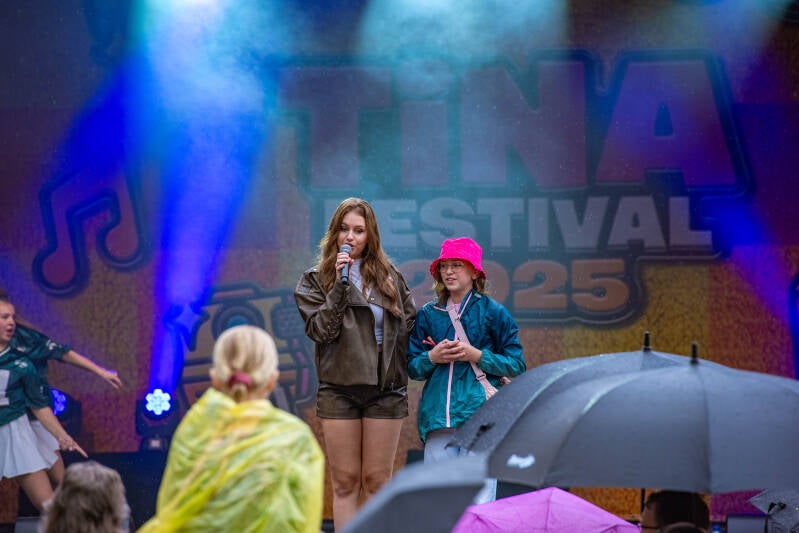 tinafestival_brittanyschaap-1427-van-2850-standard-4rghxi.jpg