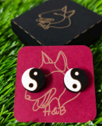 Houten Yin-Yang