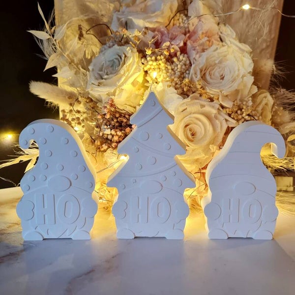 Handgegossene Wichtel im 3er Set – zauberhafte Weihnachtsdeko „HO HO HO“