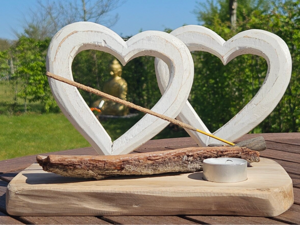 Handmade insenceholder with Hearts.