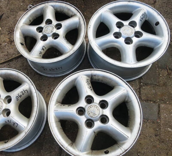 4x Landrover Discovery II alu velgen 8x16"