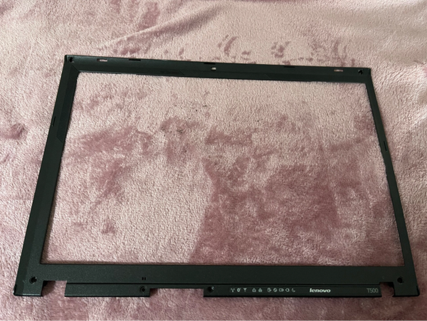 Lenovo ThinkPad T500 Lünette für Displaygehäuse!